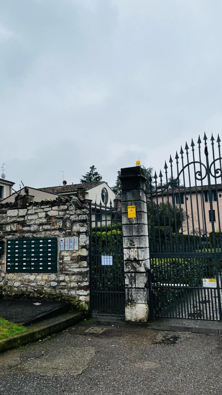 White House Apartman Brescia megye Kültér fotó